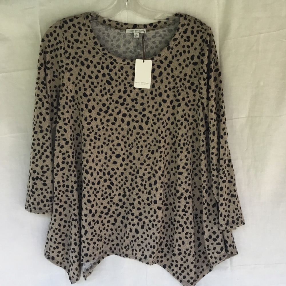 GREEN ENVELOPE shirt